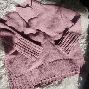Light, mauve pink turtle neck sweater